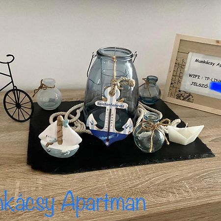 Munkacsy Apartmanok بالاتونفينيفيس المظهر الخارجي الصورة