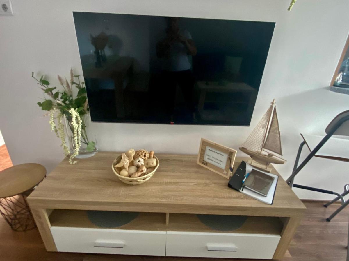 Munkacsy Apartmanok بالاتونفينيفيس المظهر الخارجي الصورة